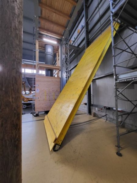 13 453 1100 700 13 453 1100 700